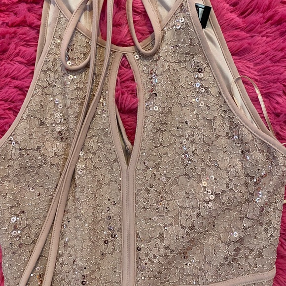 Evening Gown Sequin  Dreamy flowing and ready for a night out - Picture 6 of 8